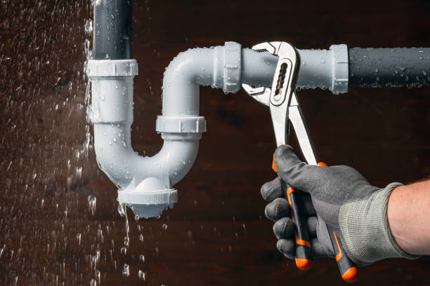 Professional Leak Detection technician working in Glade Hill, VA